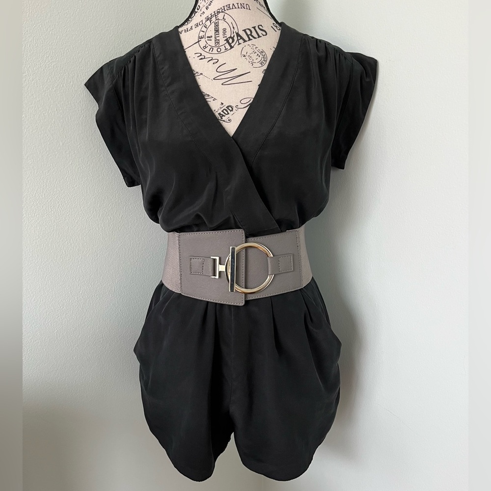 Aritzia Babaton Corbett Romper - Picture 13 of 13